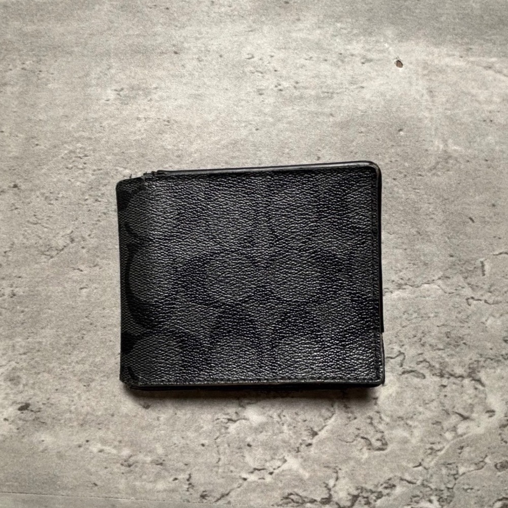 Coach Bifold Wallet One Size Black Signature Monogram Canvas Leather Interior